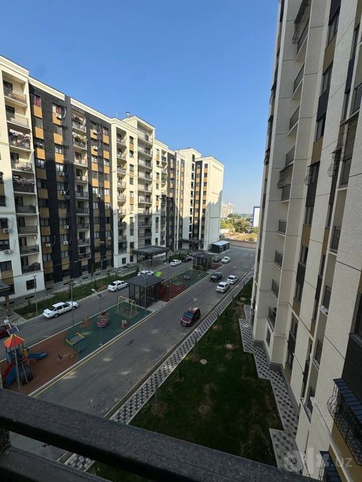 Продается 3х комнатная на Ул Махтумкули Новостройка