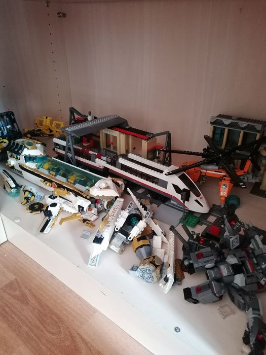 Продам конструкторы Лего Оригинал