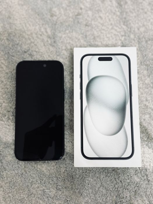 iPhone 15.