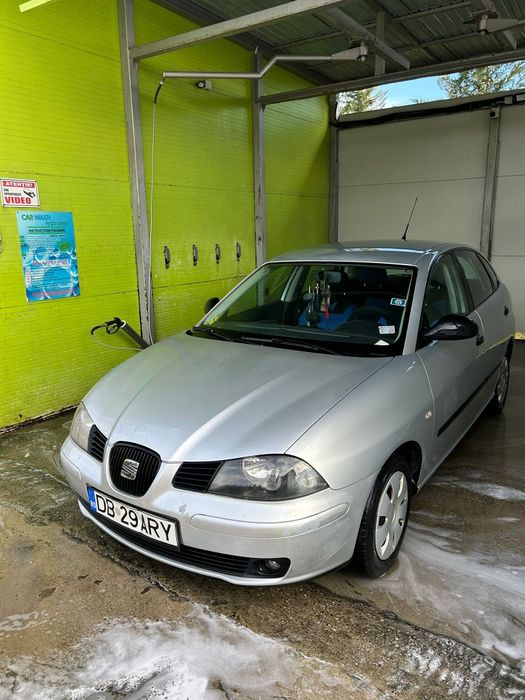 Vând Seat ibiza  an 2004
