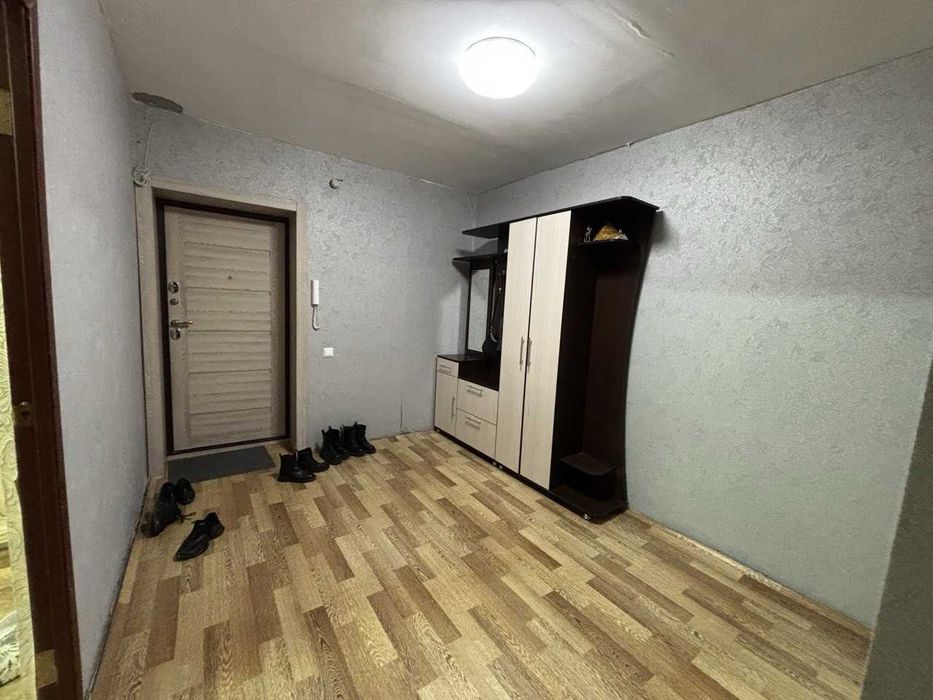 Продается 2-комнатная квартира в КЖБИ