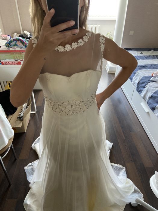 Свадебное платье