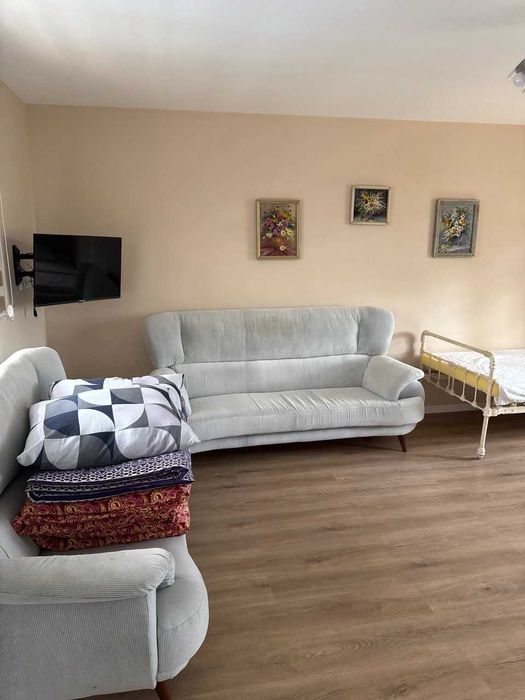 Мебелированная дача в горах с бассейном