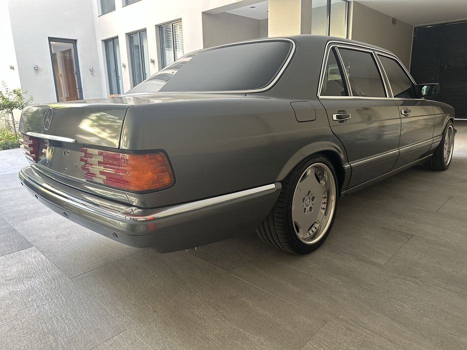 Mercedes Benz w126 560 SEL