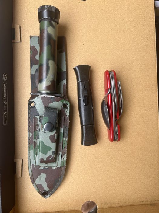 Cutit vanatoare, buschraft, supravietuire, camping, briceag automat