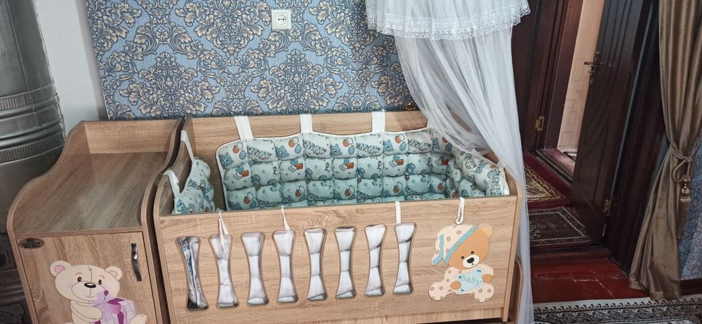 Detskiy krovat Holati ideal