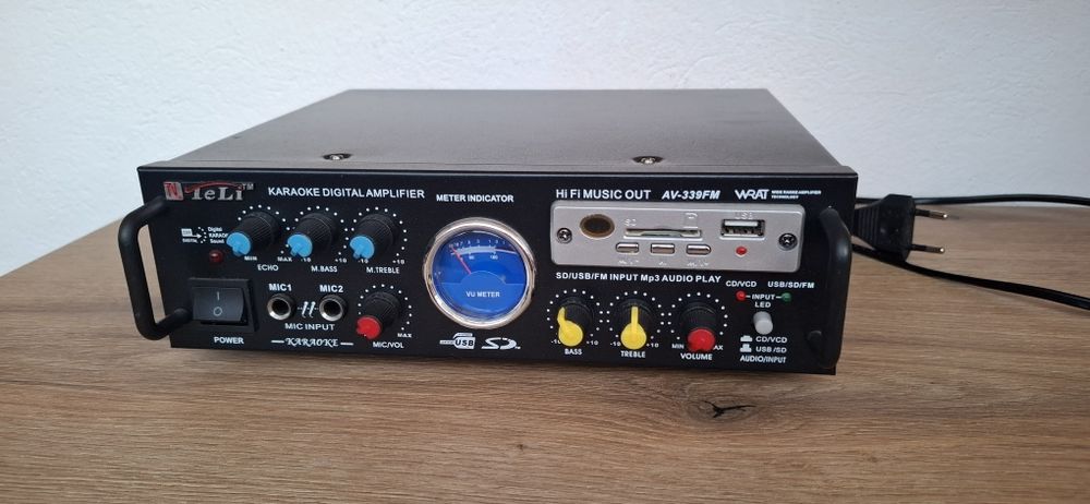 Amplificator 2x 40 w