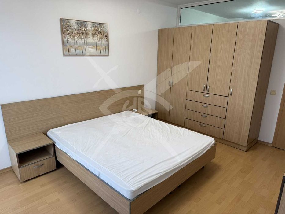 Тристаен апартамент в жк. Хаджи Димитър №19243