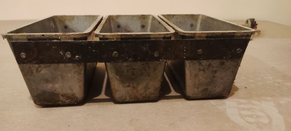 Duxobka, non mishalka, non qolip sotiladi