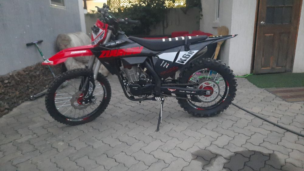 Продам ZUUMAV K6R YB300