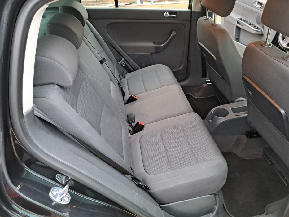 ** Volkswagen Golf Plus **