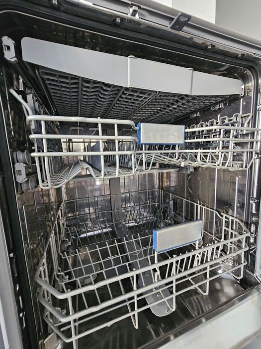 Съдомиялна за частично вграждане Grundig