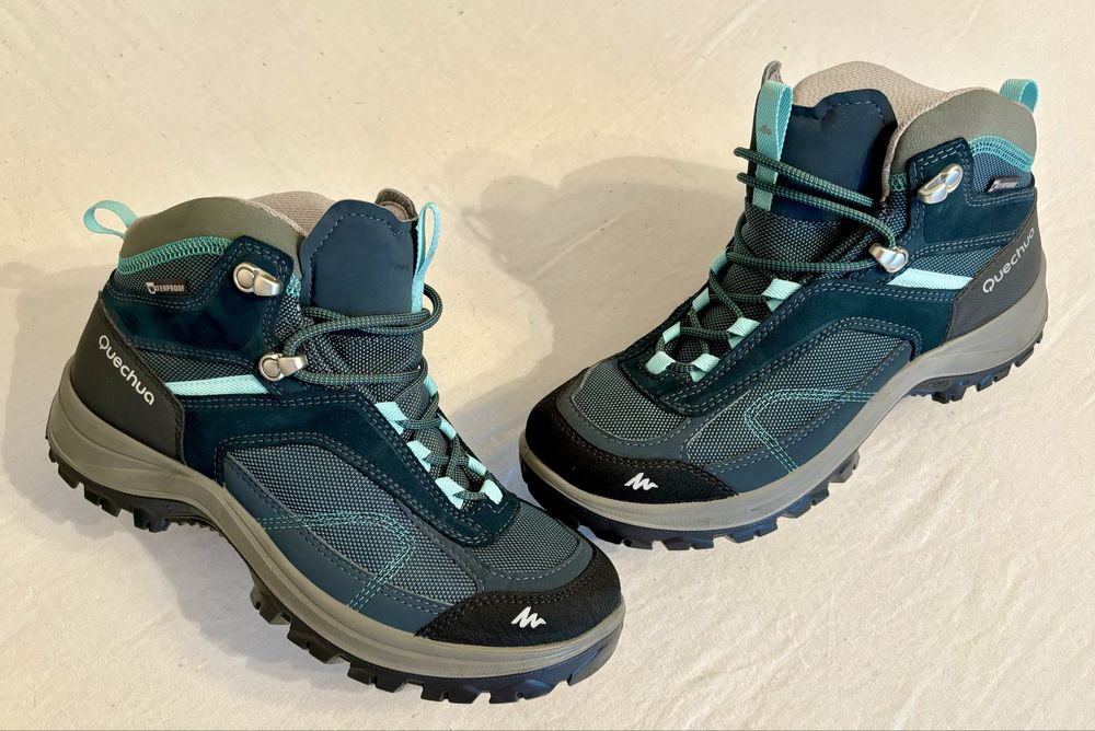 SALOMON номер 37,5 и Quechua ном 39, маратонки, туристически обувки