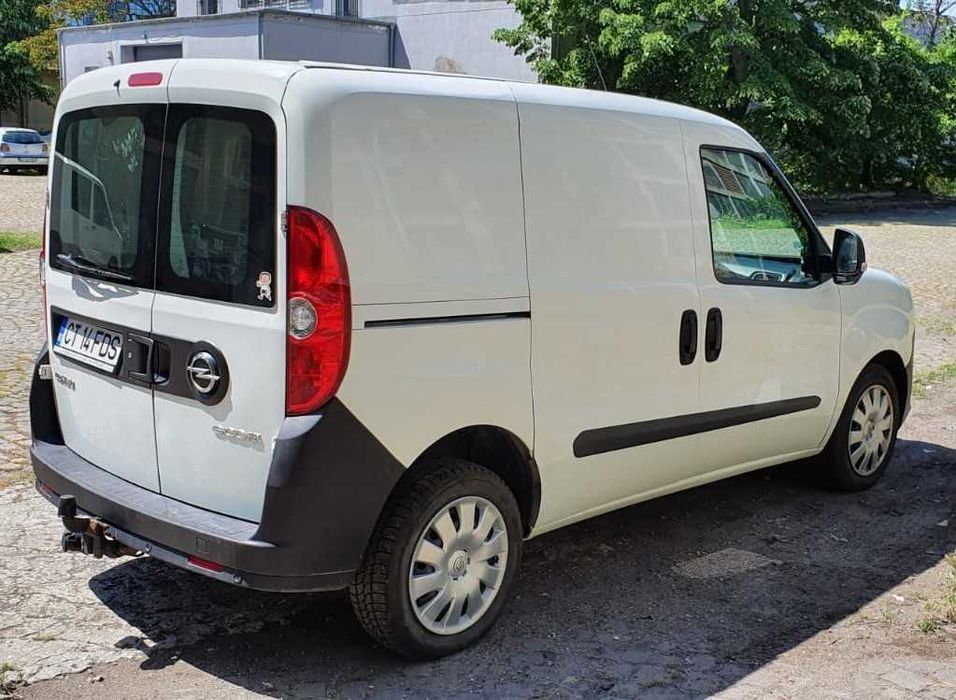 Opel Combo D 1.6 DIESEL Autoutilitara