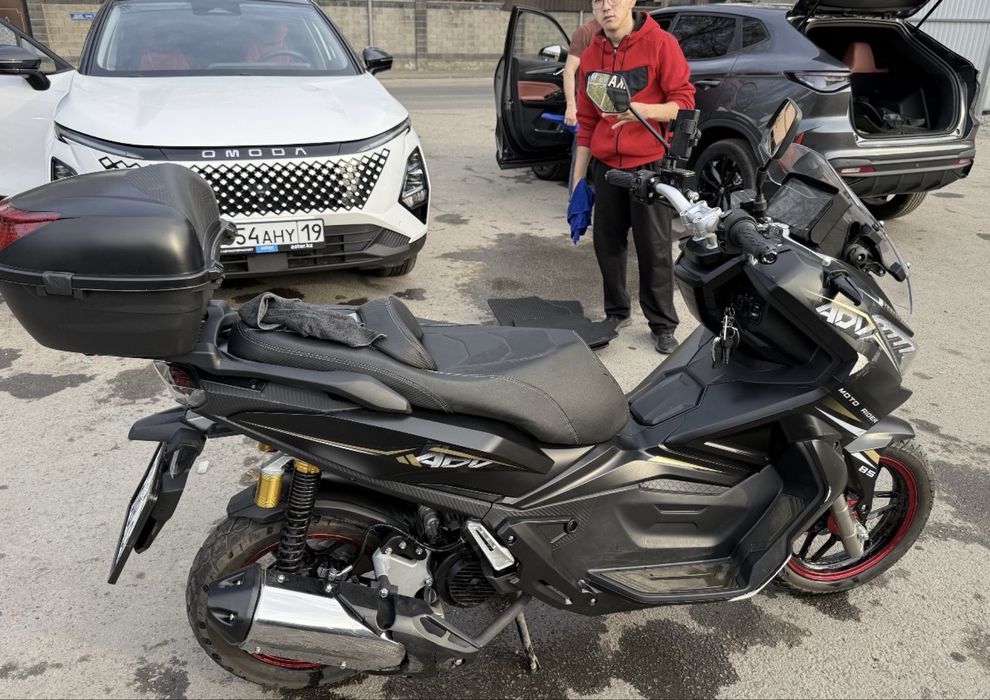 Мопед 180 куб ADV 180cc