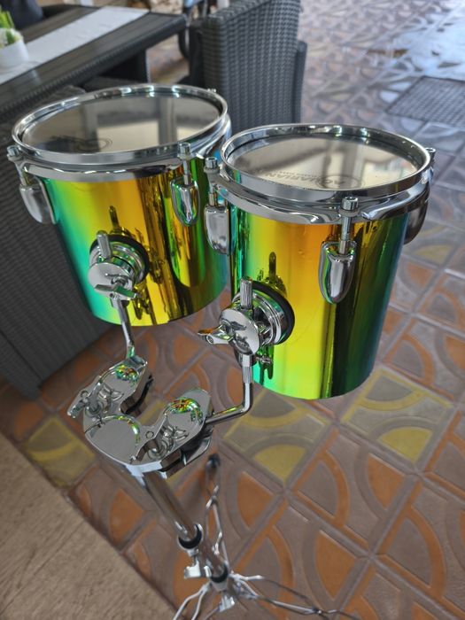 Бонгоси . Барабани .Перкусии