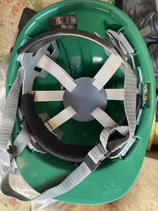 Каска шахтерская