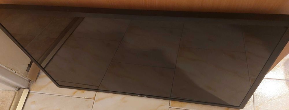 Телевизор за части Samsung UE32M5002