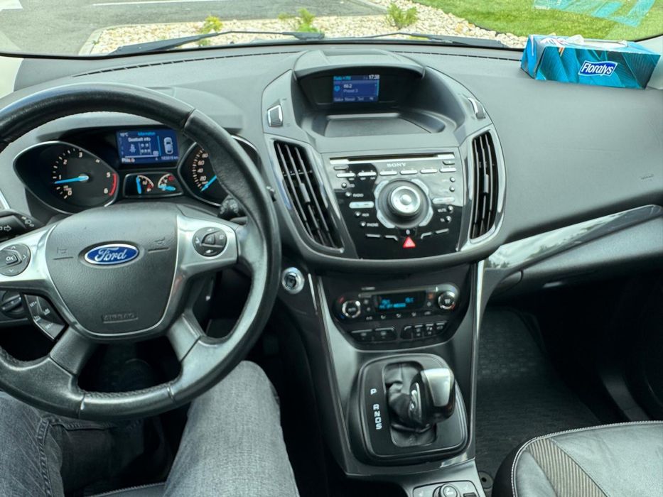 FORD Kuga 2014 — imagine 2