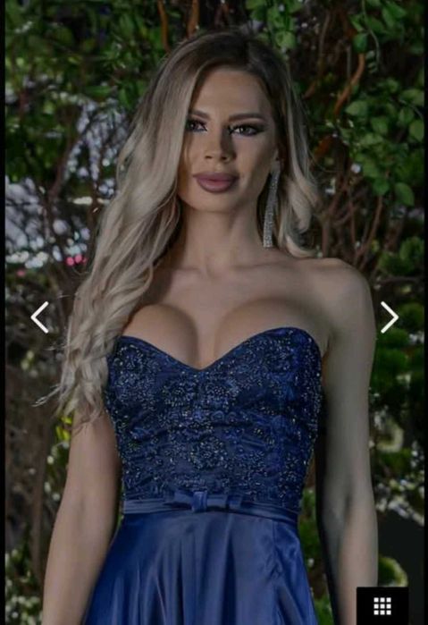 Официална рокля / бална рокля