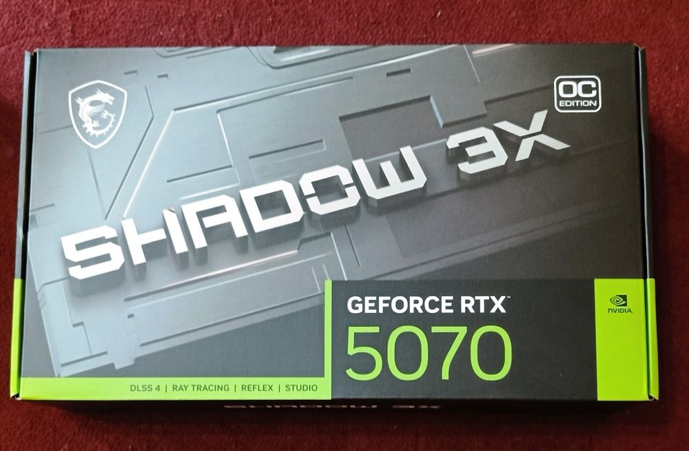 i7-14700KF 64GB RTX 5070 49" 240Hz Monitor