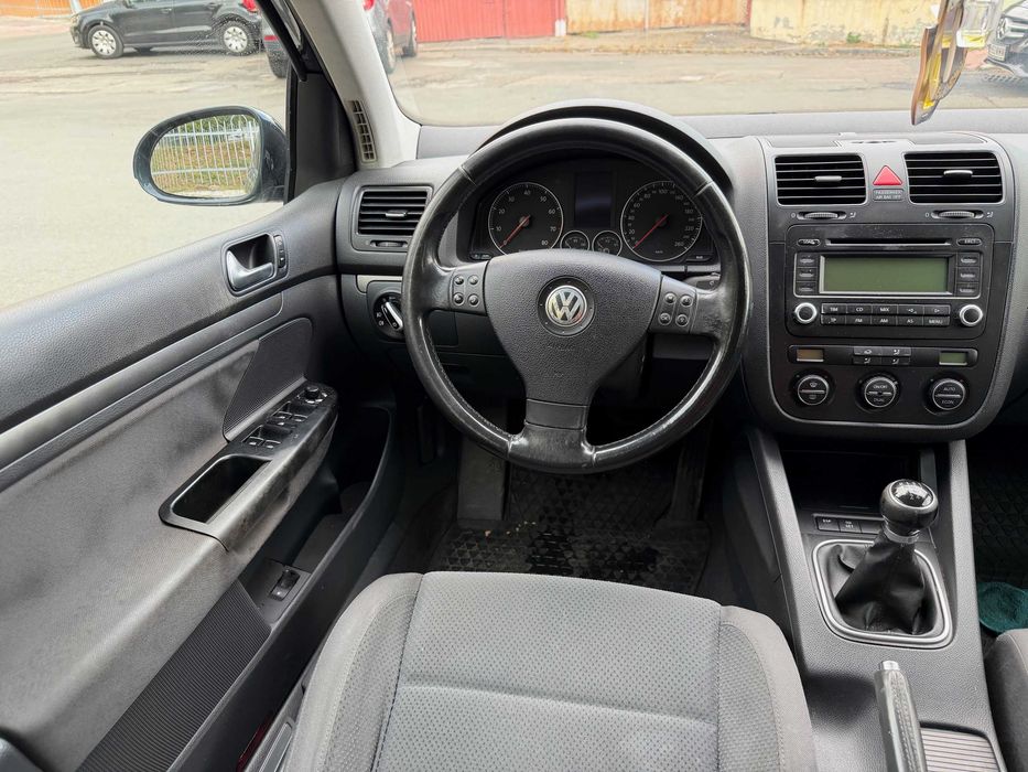 VOLKSWAGEN Golf 2006 — imagine 5