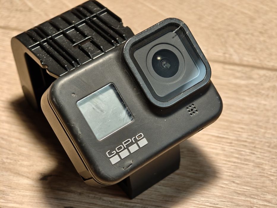 gopro hero 8 black second hand si noi de vanzare • Anunturi • OLX.ro