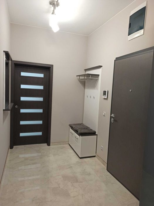 Дава се под наем Тристаен апартамент в София, Дианабад - 85 кв.м за 688.5 € - Снимка #8