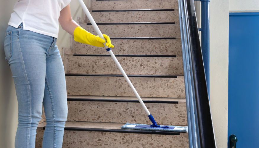 Firma de curatenie oferim servicii pentru asociatiile de proprietari