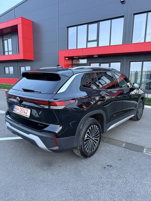 VW Tayron 2025 | 4Motion | 2.0 TFSI | Automată | 4.700 km |