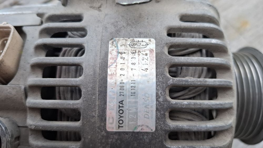 Продам гениратор toyota/lexus