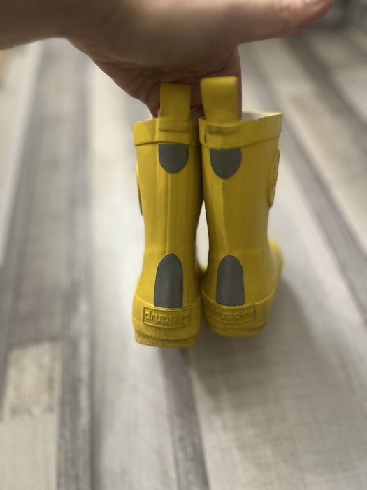 Гумени жълти ботуши