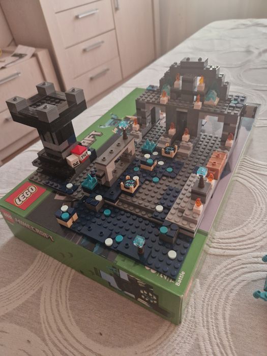 Lego Minecraft 21246