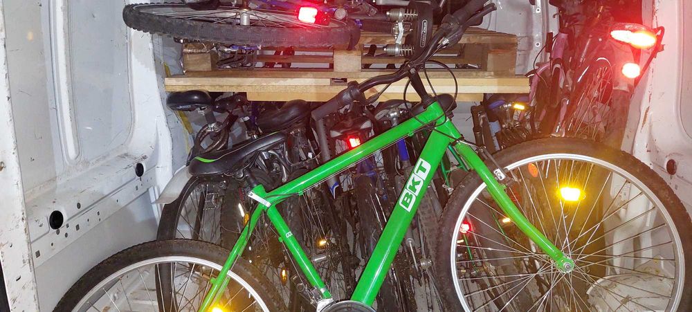 Продавам велосипеди отлично състояние  26 цола и по  малки ПАКЕТ