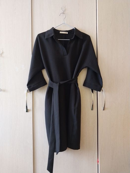 Платье женское с поясом