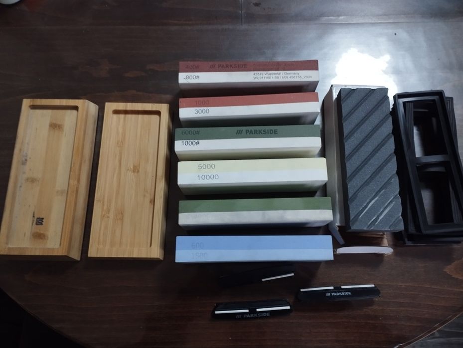 Комплект от камъни за заточване на ножове