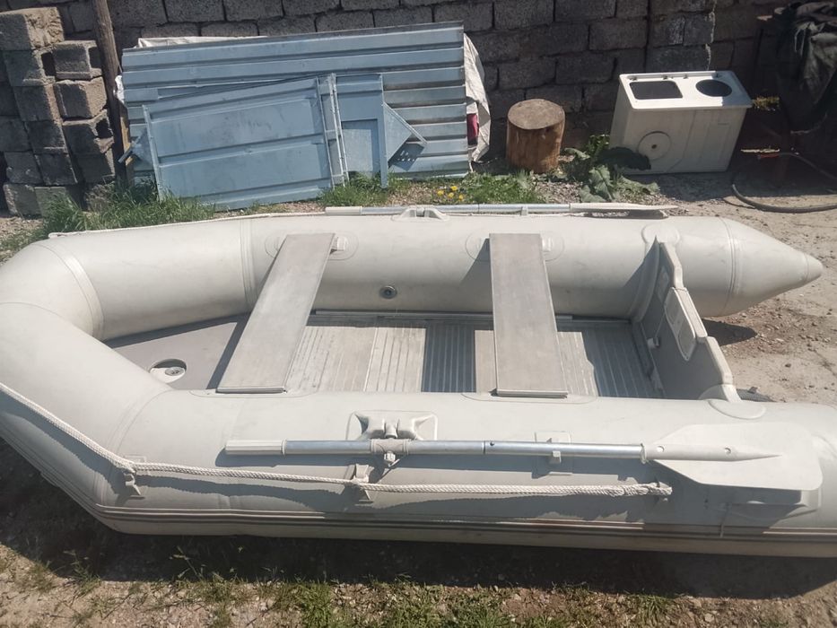 Лодка аллюминиевая дно