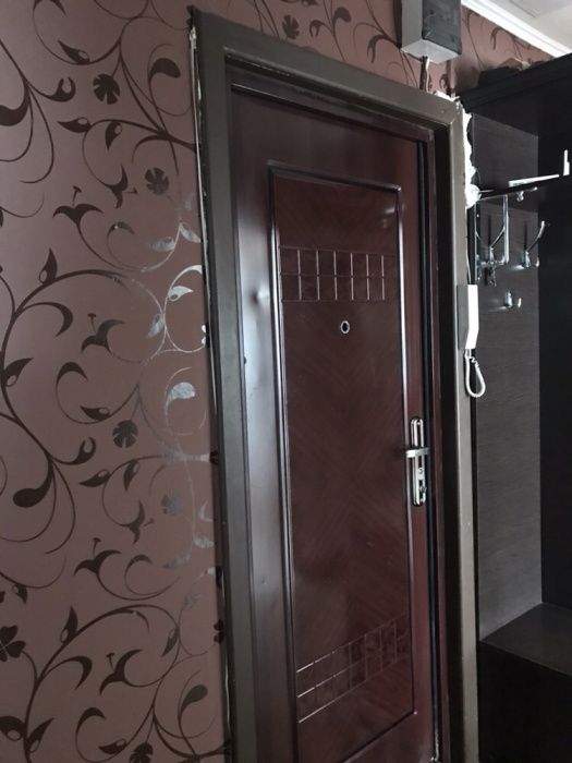 Продаю квартиру двухкомн.