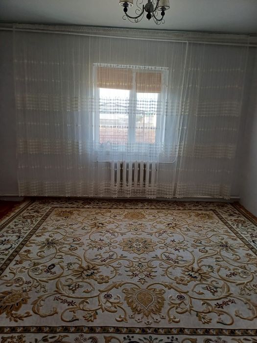 6 комнатный дом + сарай + гараж