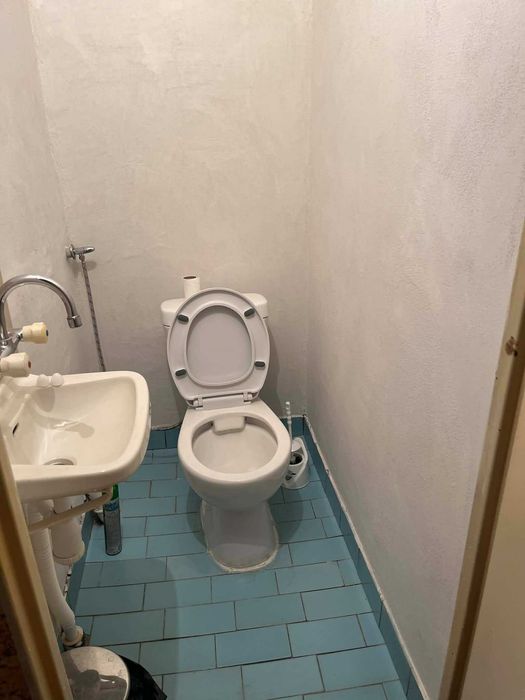 Дава се под наем Четиристаен апартамент в Перник, Изток - 91 кв.м за 428.91 € - Снимка #7