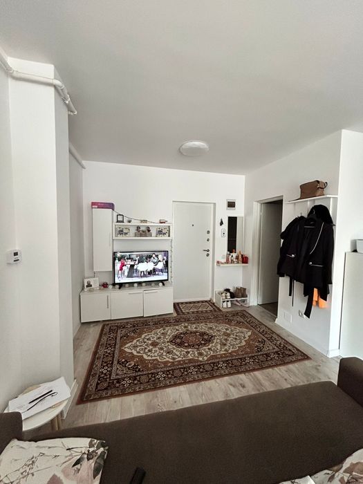 Inchiriez apartament 2 camere