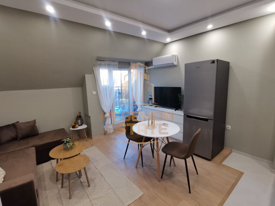 1-стаен, Варна-Възраждане 1