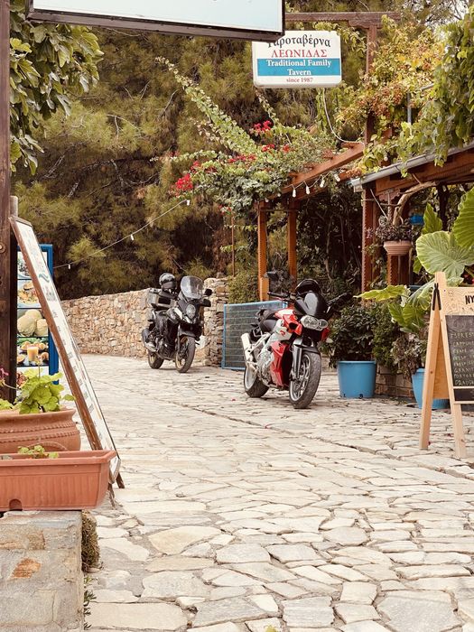 BMW K1200R – 2007 – 56.000 km – Akrapovic – Cutii BMW