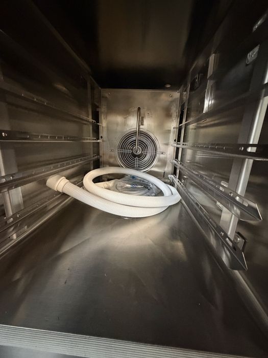 Конвектомат за 6 тави на газ