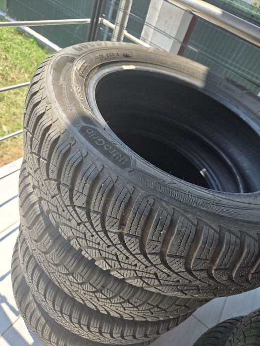 Vand 4 anvelope Good Year M+S 205/60R16 CA NOI
