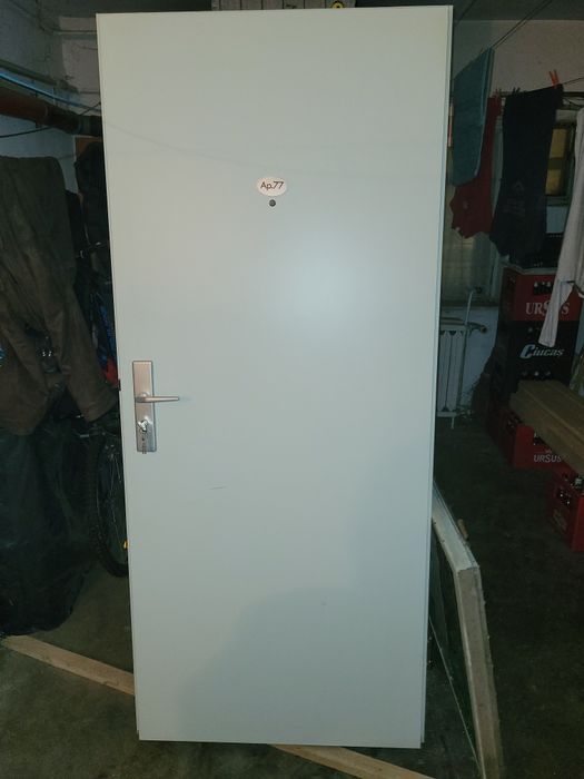 Usa întrare apartament