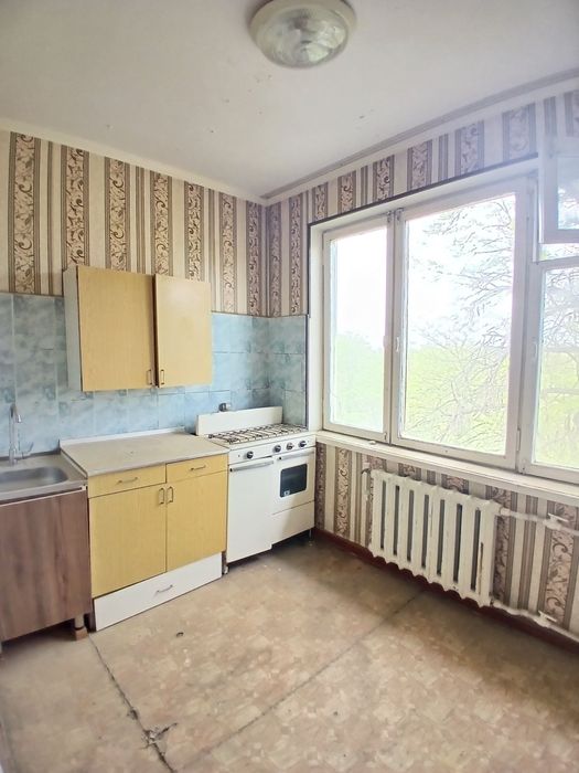 Срочно сотиилади квартира