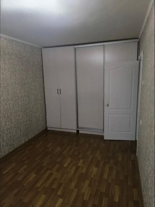 Продается 2 ком квартира микр Женис