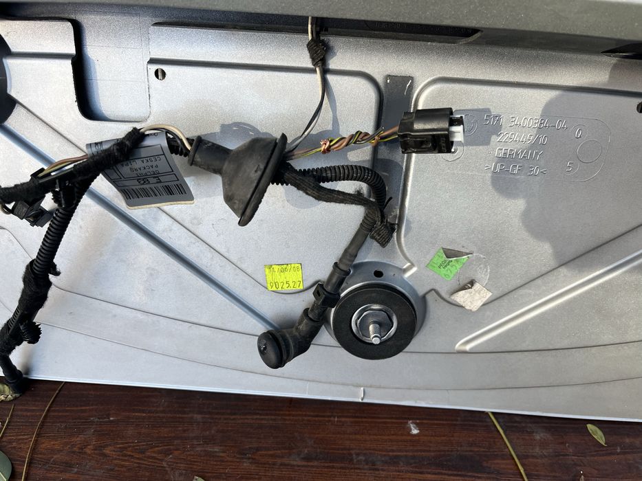 BMW X3 E83 задно крило, спойлер.