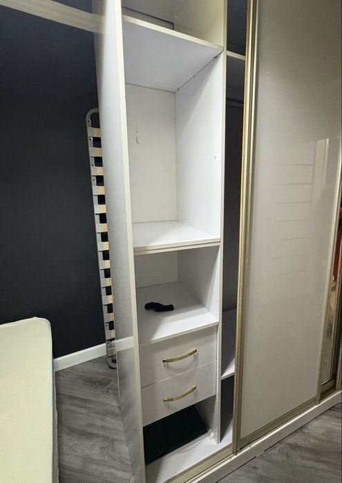 Вместительный шкаф-купе